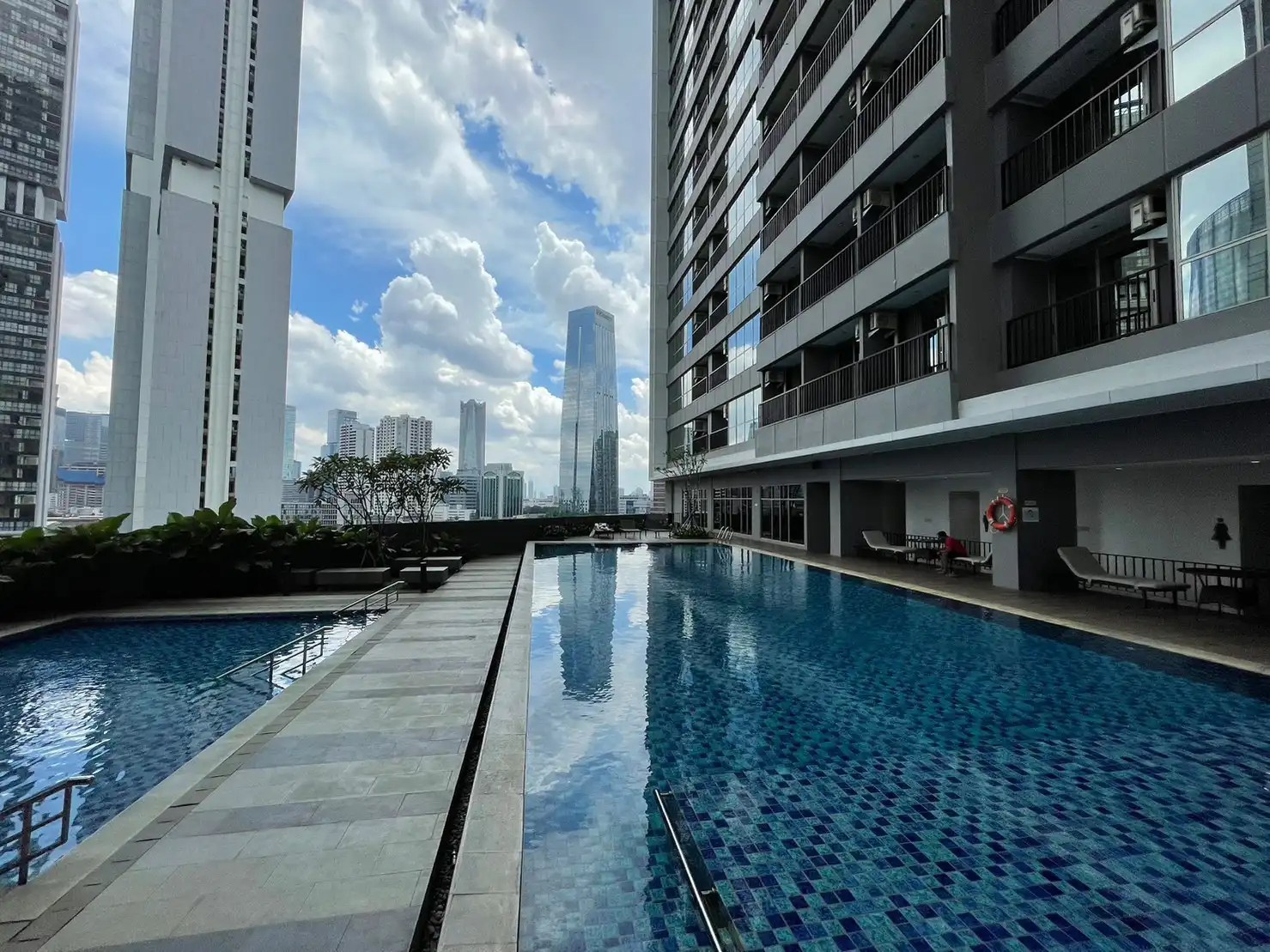 賃貸物件 [smile インドネシアでの物件探し ジャカルタ・賃貸・アパートのジャカルタ・賃貸・アパート]