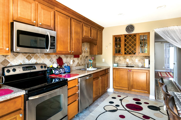 Parkman Drive Apartment Advisors of America