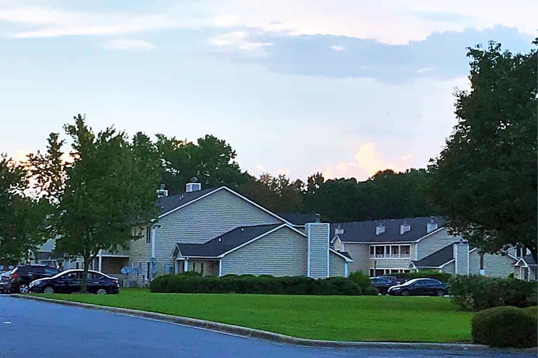 Westpointe Apartments APARTMENT CORE