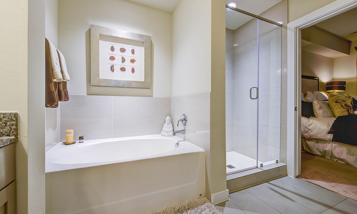 Montrose Luxury MidRise Up to 9 Weeks FREE!!* 77019 Houston