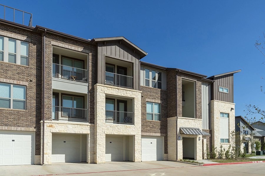 Houston BRAND NEW Community In Richmond PreLeasing For September