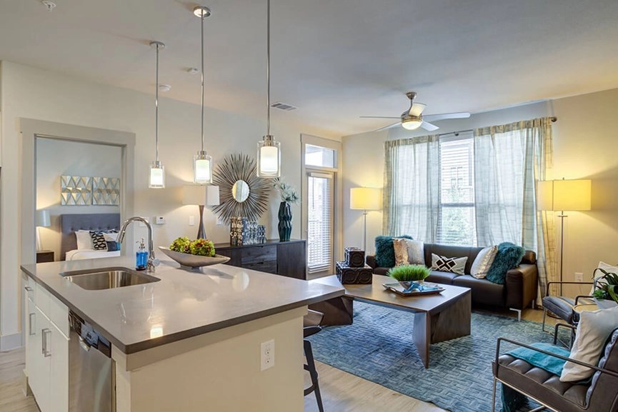 Houston Luxury Apartments Attached Garages 77063 Houston