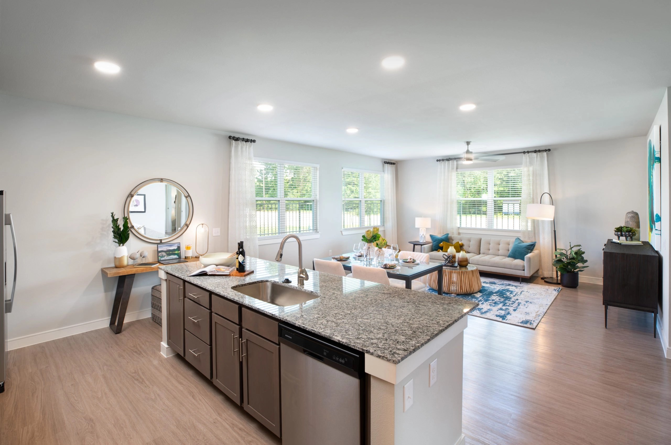 Houston New Construction Luxury Apartments Friendswood Immediate