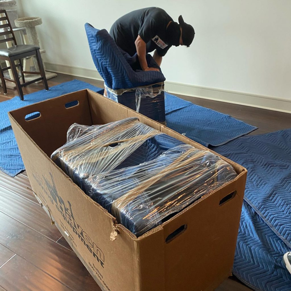 Luxury Highrise Movers 22nd Floor The Southmore Houston Texas Luxury