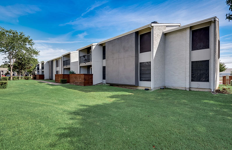 1 and 2 Bedroom Apartments for Rent in Denton, TX