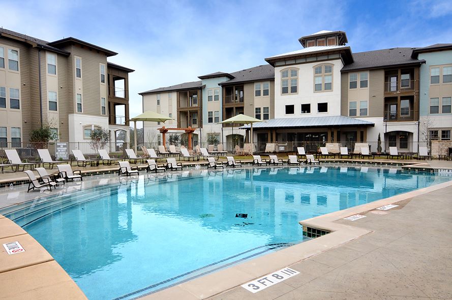 Northwest 600 Apartments HERE!