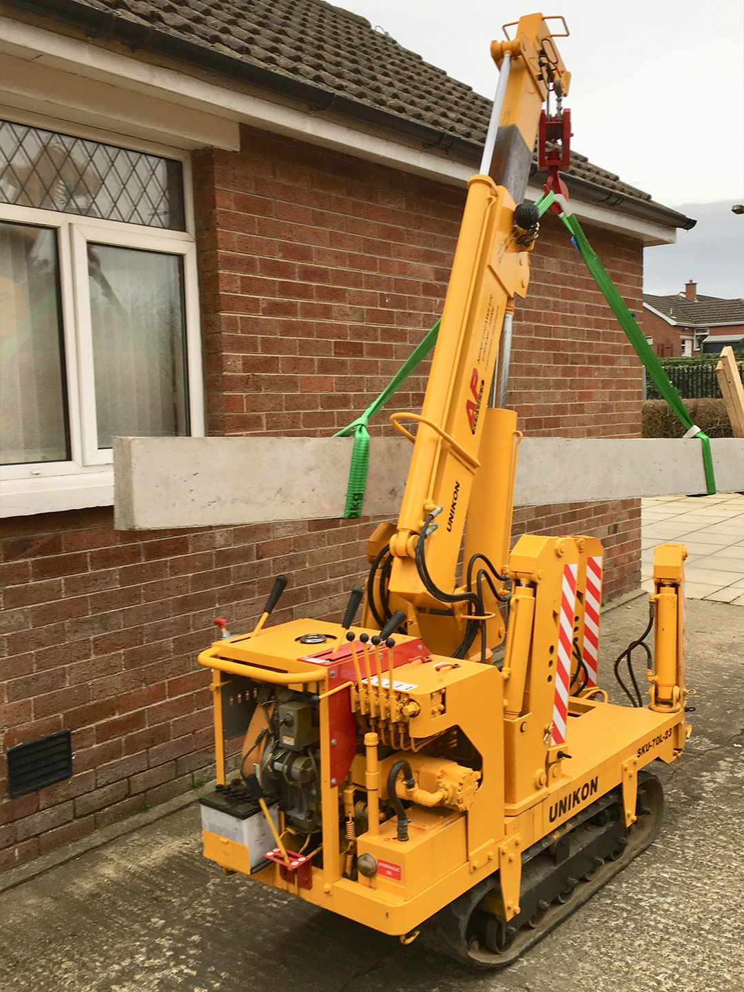 AP Crane Services Hire Mini Spider & Mobile Cranes