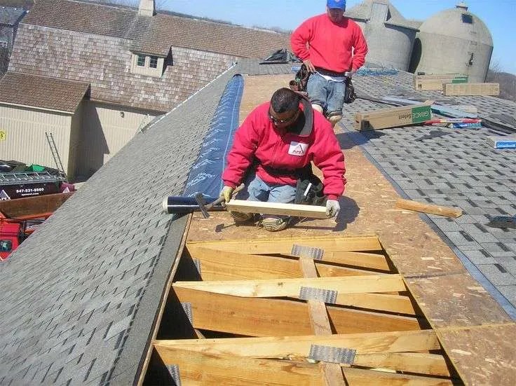 TOP HOME REPAIRS YOU CAN'T AFFORD TO IGNORE