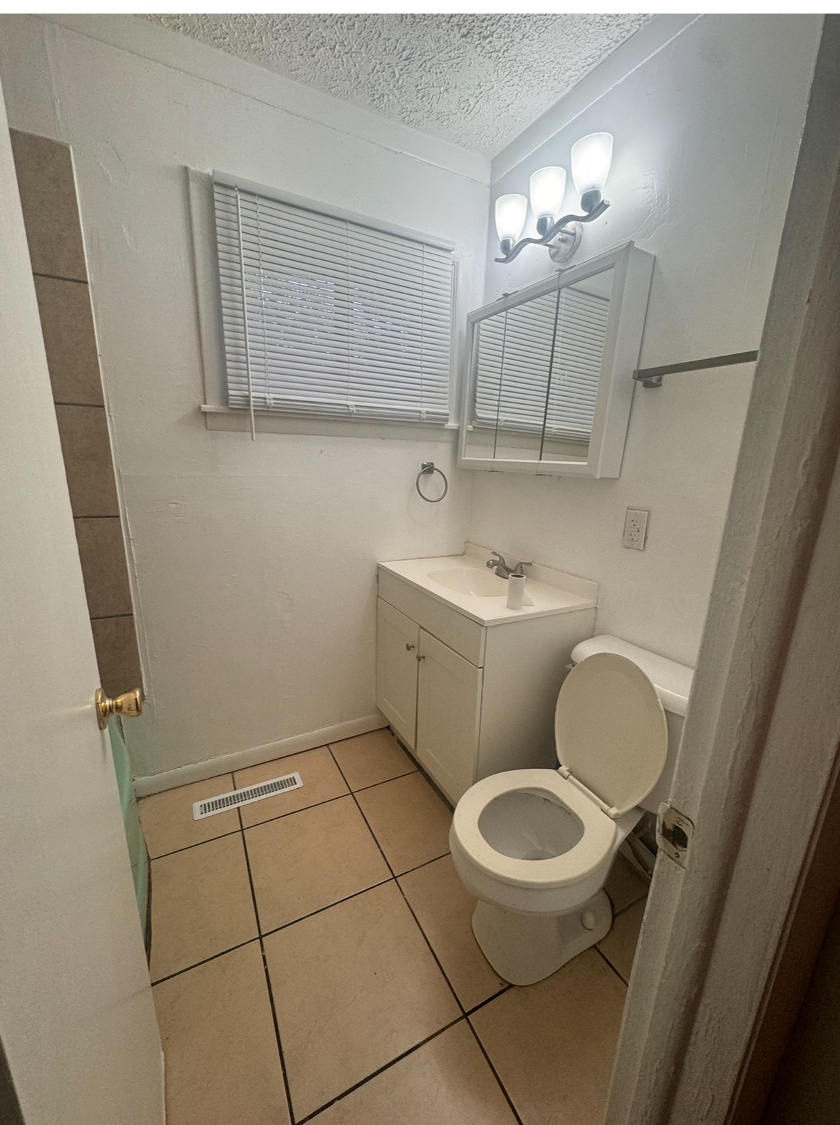 3923 Barnor Dr Indianapolis In 46226 Apex Property Management INC