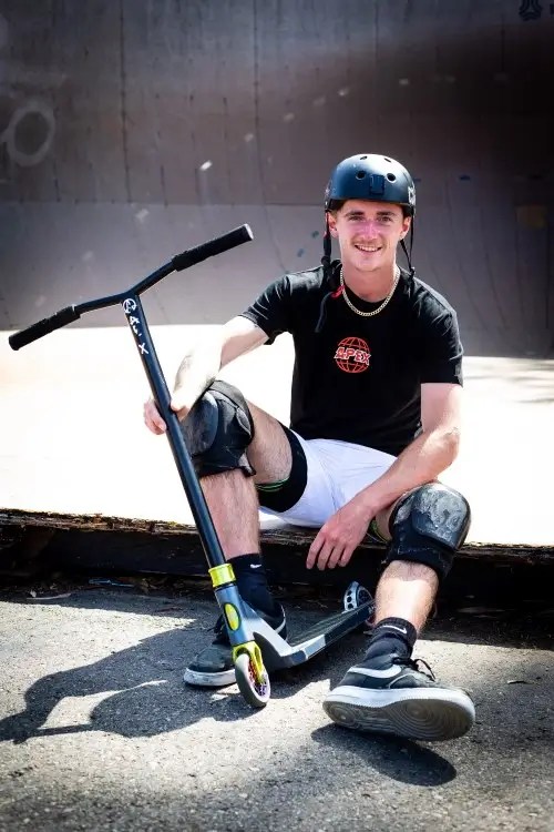 URBAN WORLD SERIES | Apex Pro Scooters