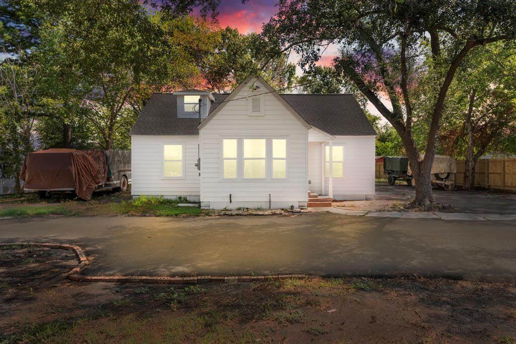 7718 Bayway Drive Apex Realtors