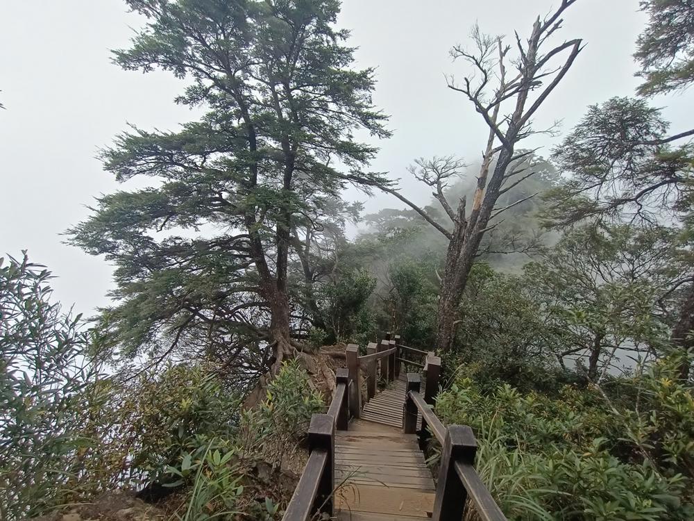 尖石  北得拉曼山步道 (未竟)  (下)
