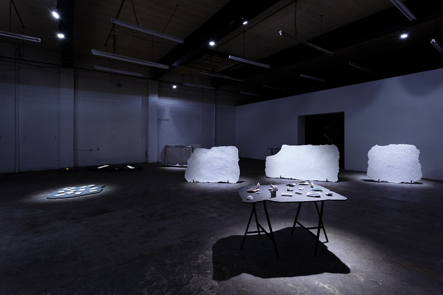 Joanne Masding stuffs wander off, a shape steps in Two Queens