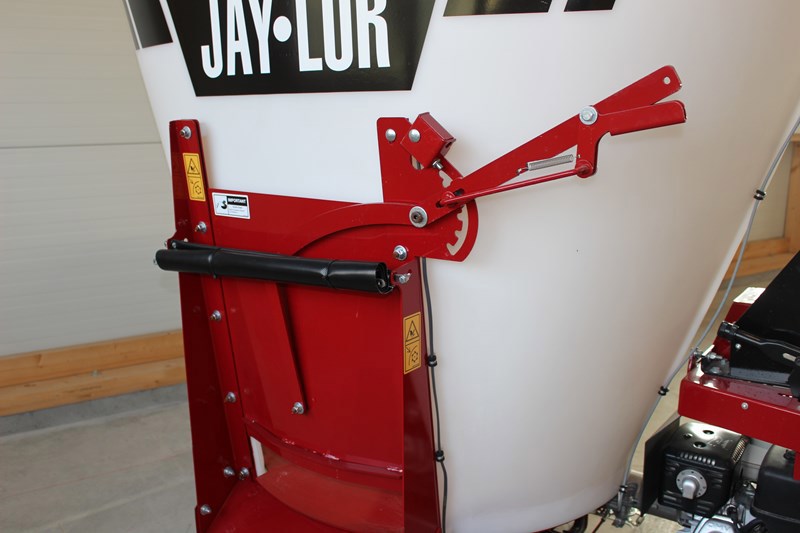 Futtermischwagen / Selbstfahrer JAYLOR 5050