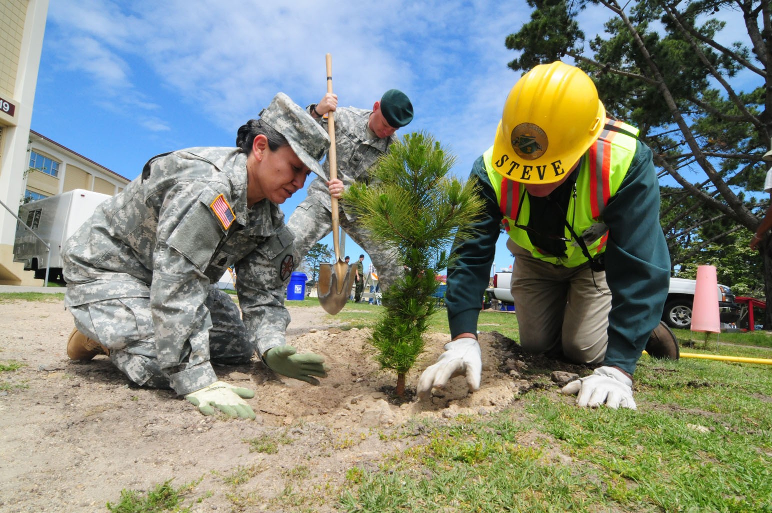 Presidio community hosts Earth Day event Article The United States Army