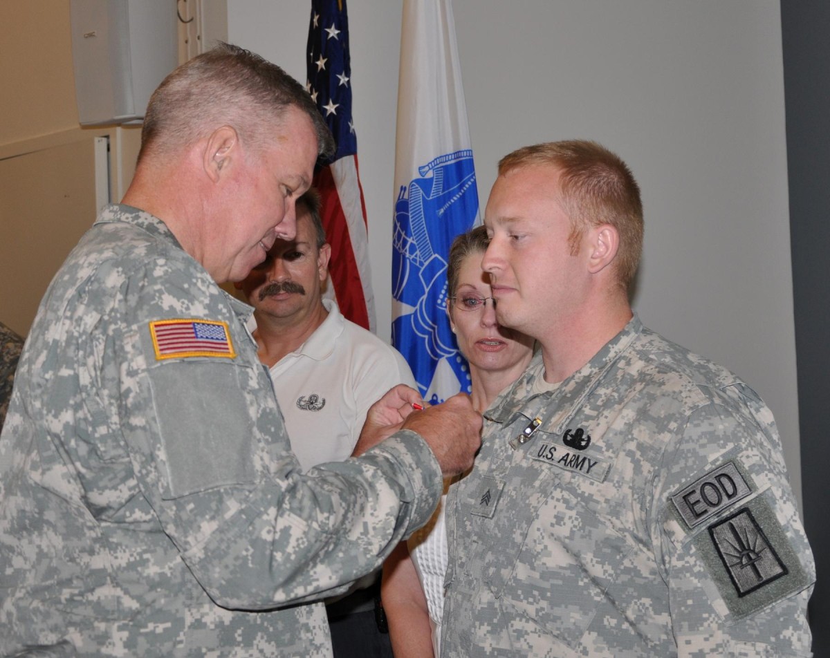 N.Y. Guard Soldier recognized for courage under fire Article The
