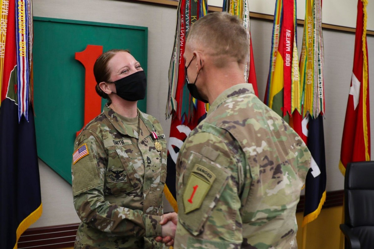 Army announces career counselors of the year Article