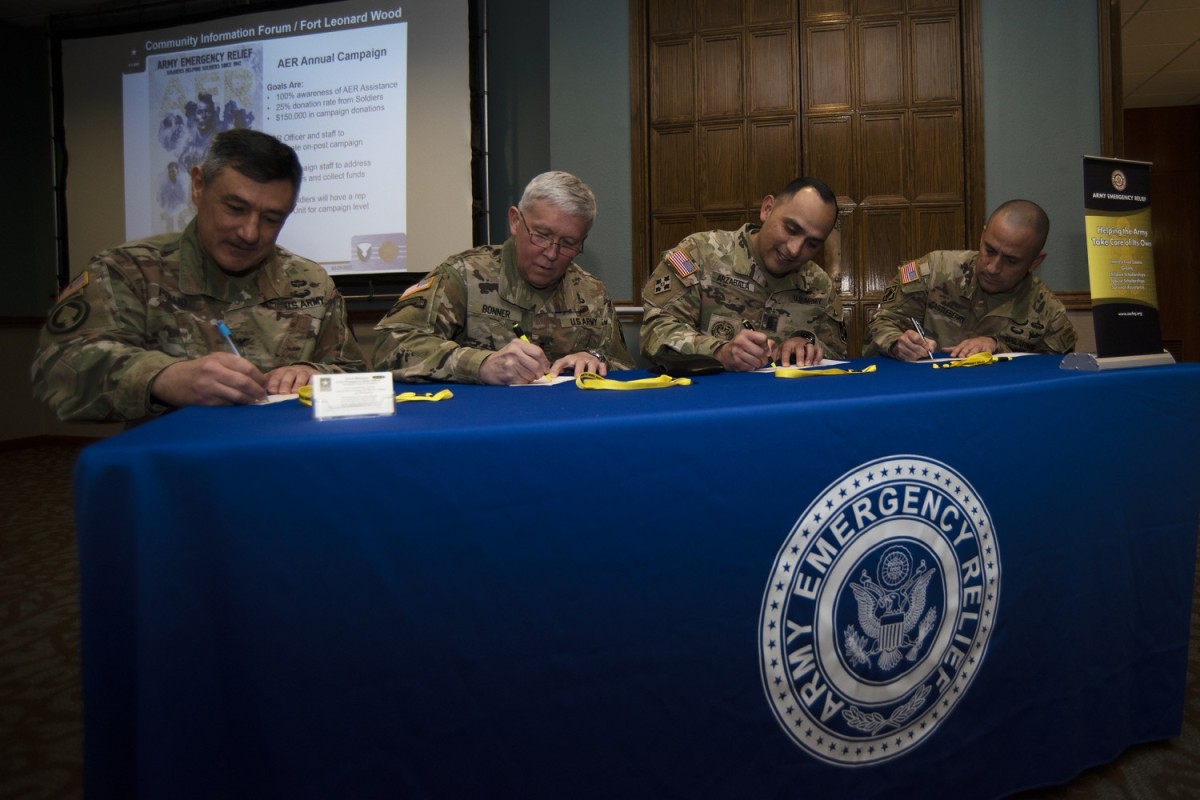 Fort Leonard Wood kicks off annual AER donation campaign Article