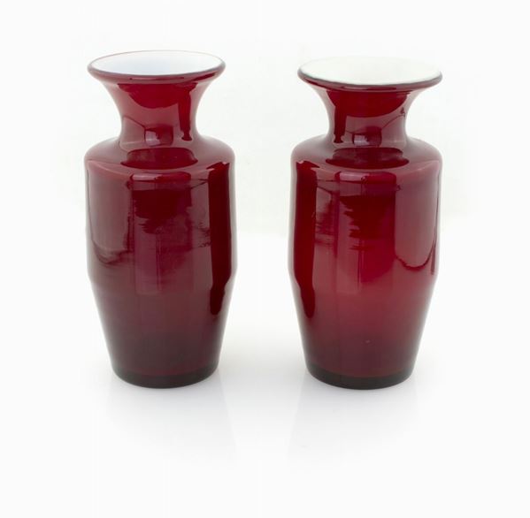 VENINI MURANO Coppia di vasi serie "opali" (2000) altezza cm 23