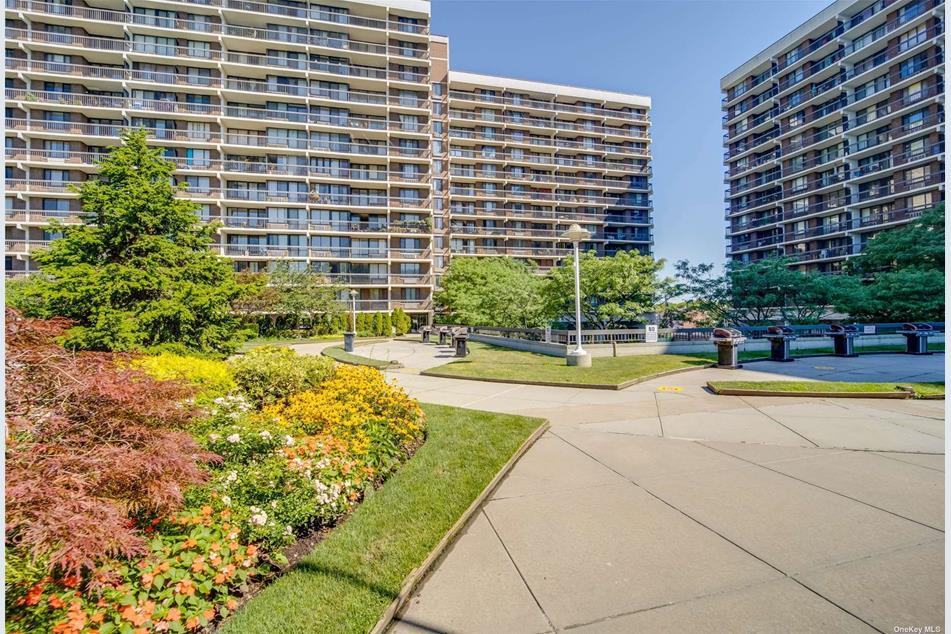 Cooper & Cooper Union Turnpike