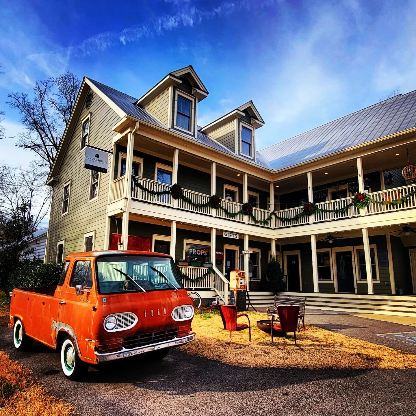 7 Antique & Vintage Shops with the Best Finds in Franklin Visit Franklin