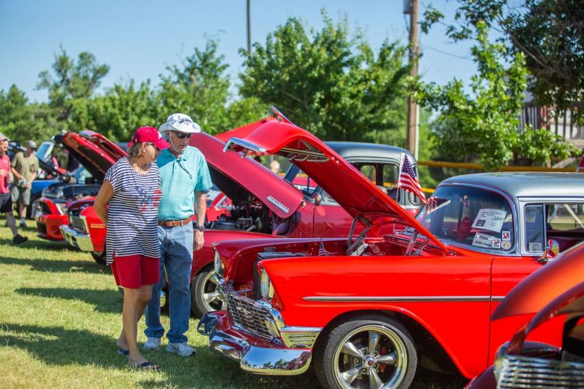 Top 10 Firework Shows Around OKC