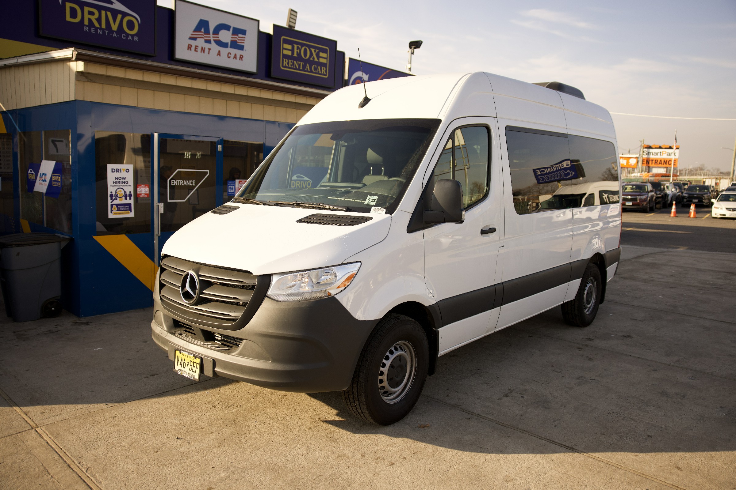 Rent a 12 Passenger Van +S in EWR / JFK / LGA and Brooklyn Local