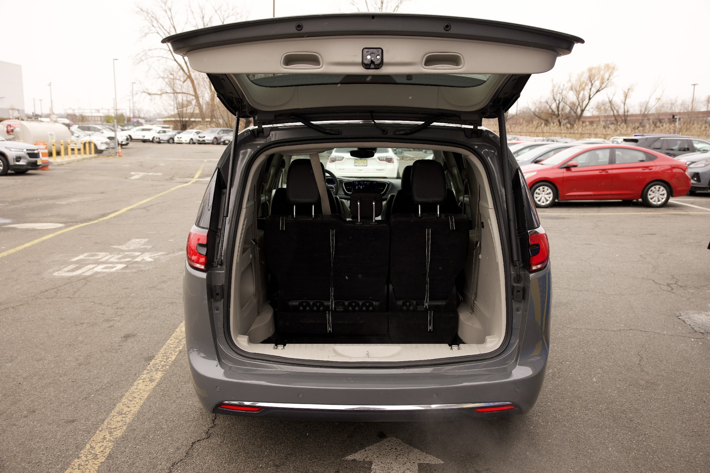 Rent a Minivan in EWR / JFK / LGA and Brooklyn Local Locations Drivo