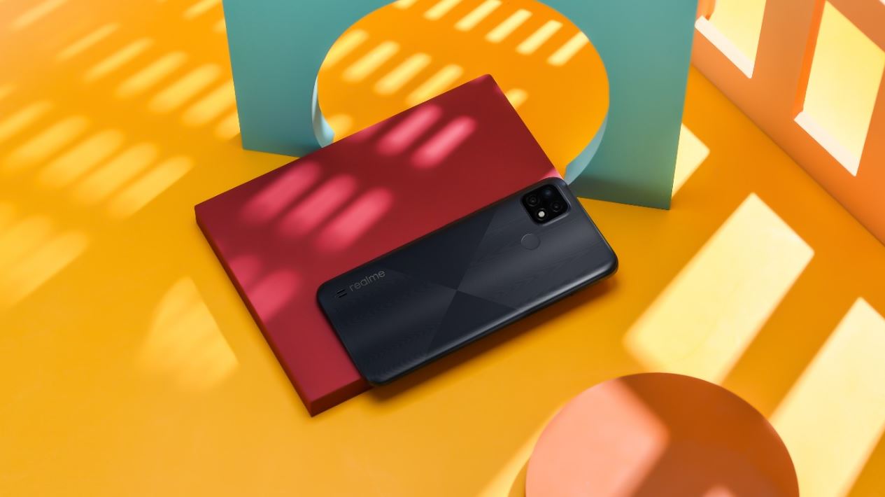 Sambut Kehadiran Hp Tahan Banting Realme C21 di 5 Realme Official Store
