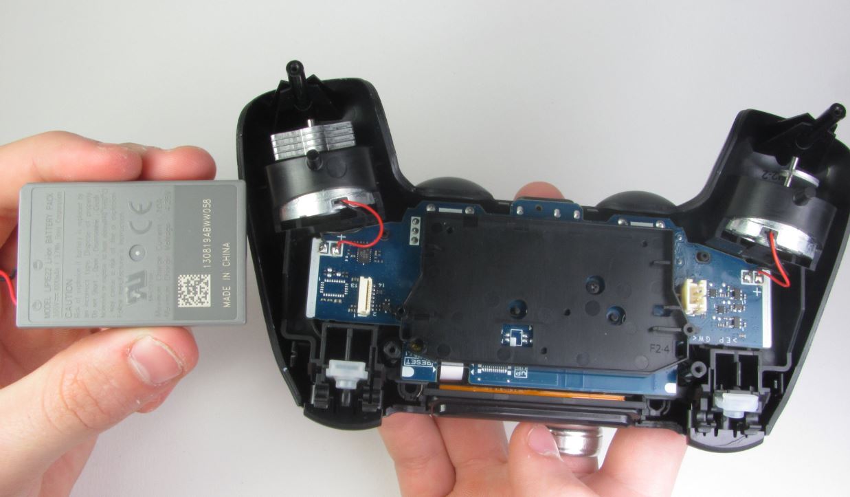 All Information on PS5 DualSense, Design and Features! Dunia Games