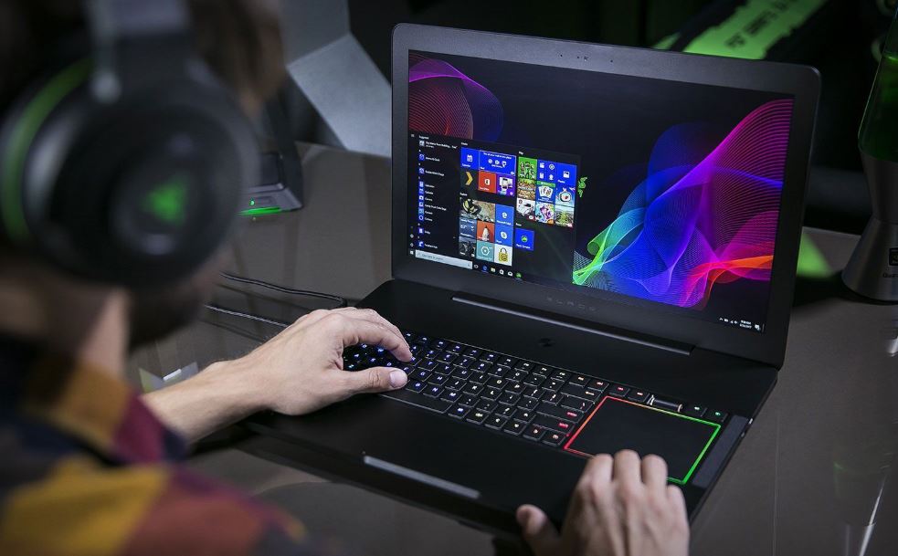 Tips dan Panduan Sebelum Membeli Laptop Gaming Dunia Games