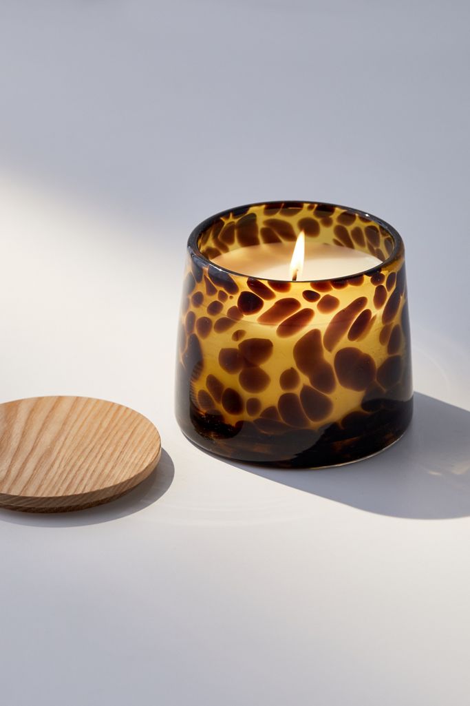 ELLE TOP The Scented Candles We’re Loving ELLE Canada Magazine