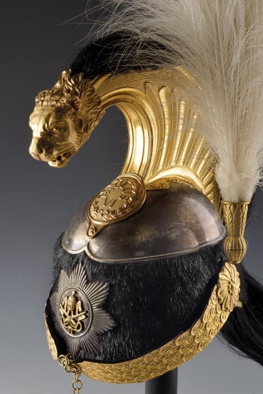 Magnifico elmo dell'ultimo comandante della Guardia Nobile, epoca Paolo