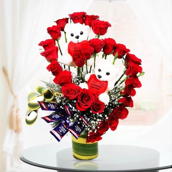 Online Flowers and Chocolate Delivery Floraindia