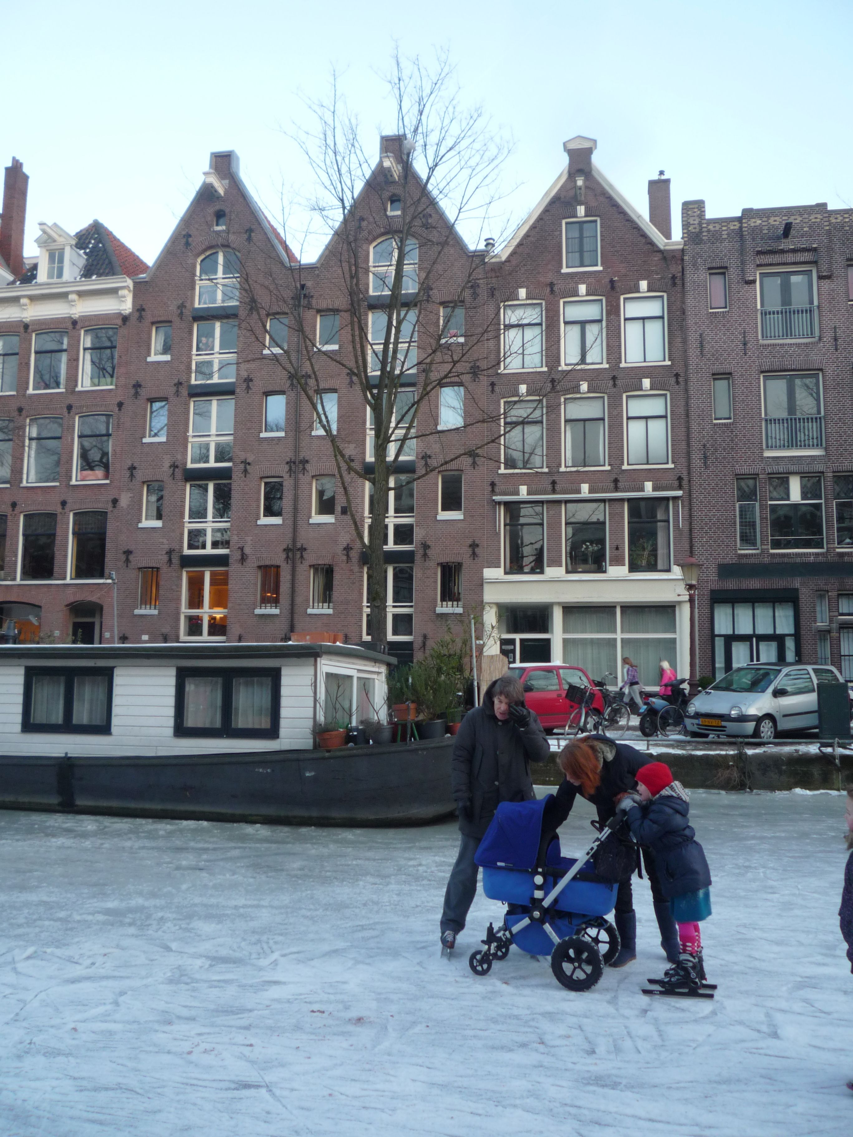 Beautiful historic 200m2 loft apartment on canal, Amsterdam centre