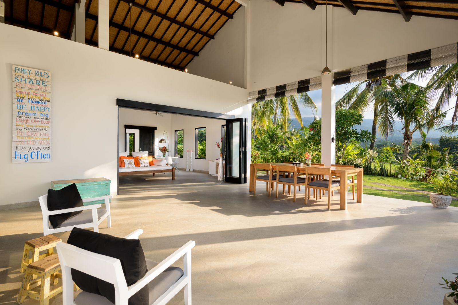 Bali Sea View Family Villa + full staff Buleleng / Indonésie