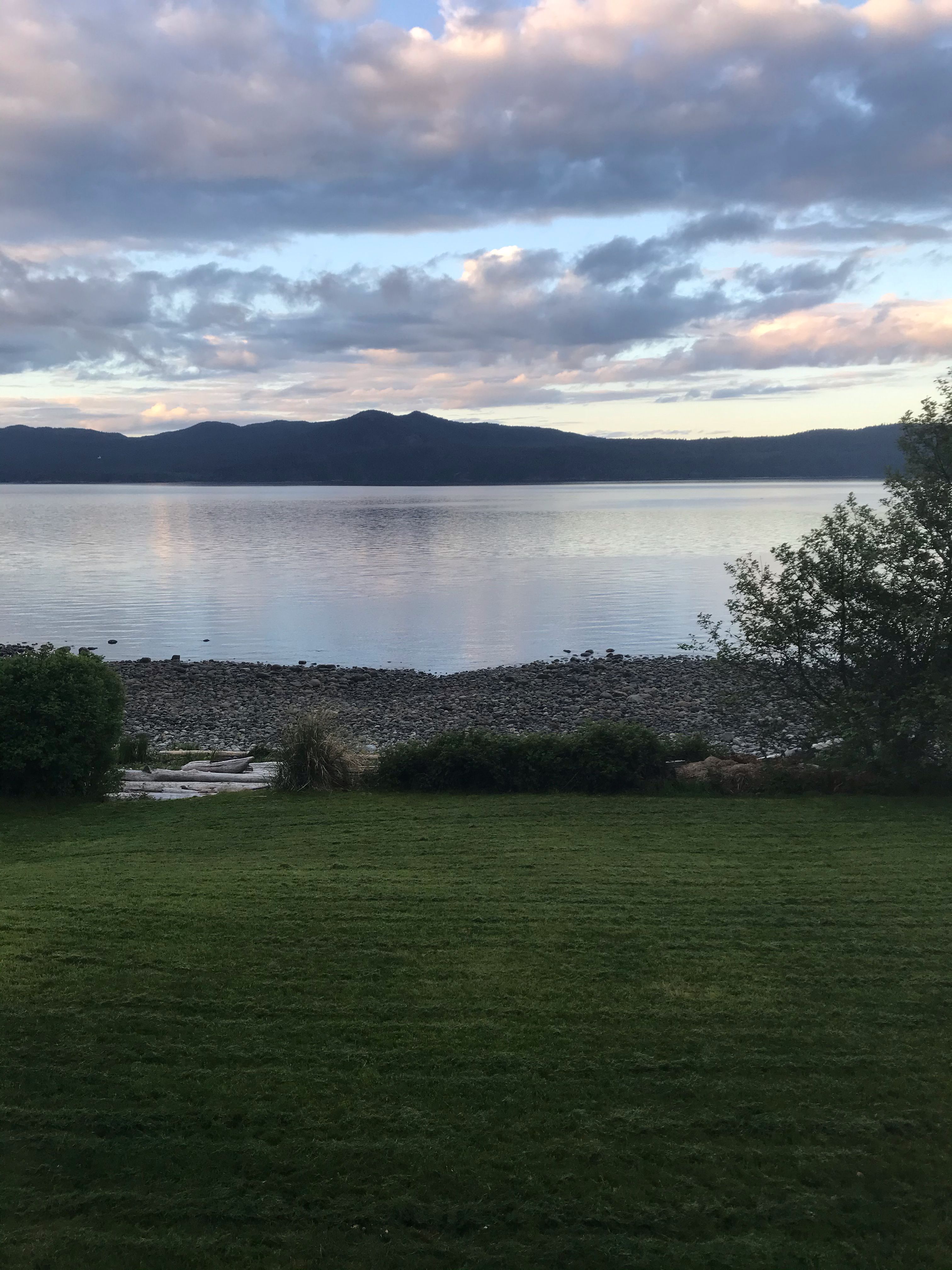 Wonderful Waterfront Family Home Powell River / Canada HomeExchange