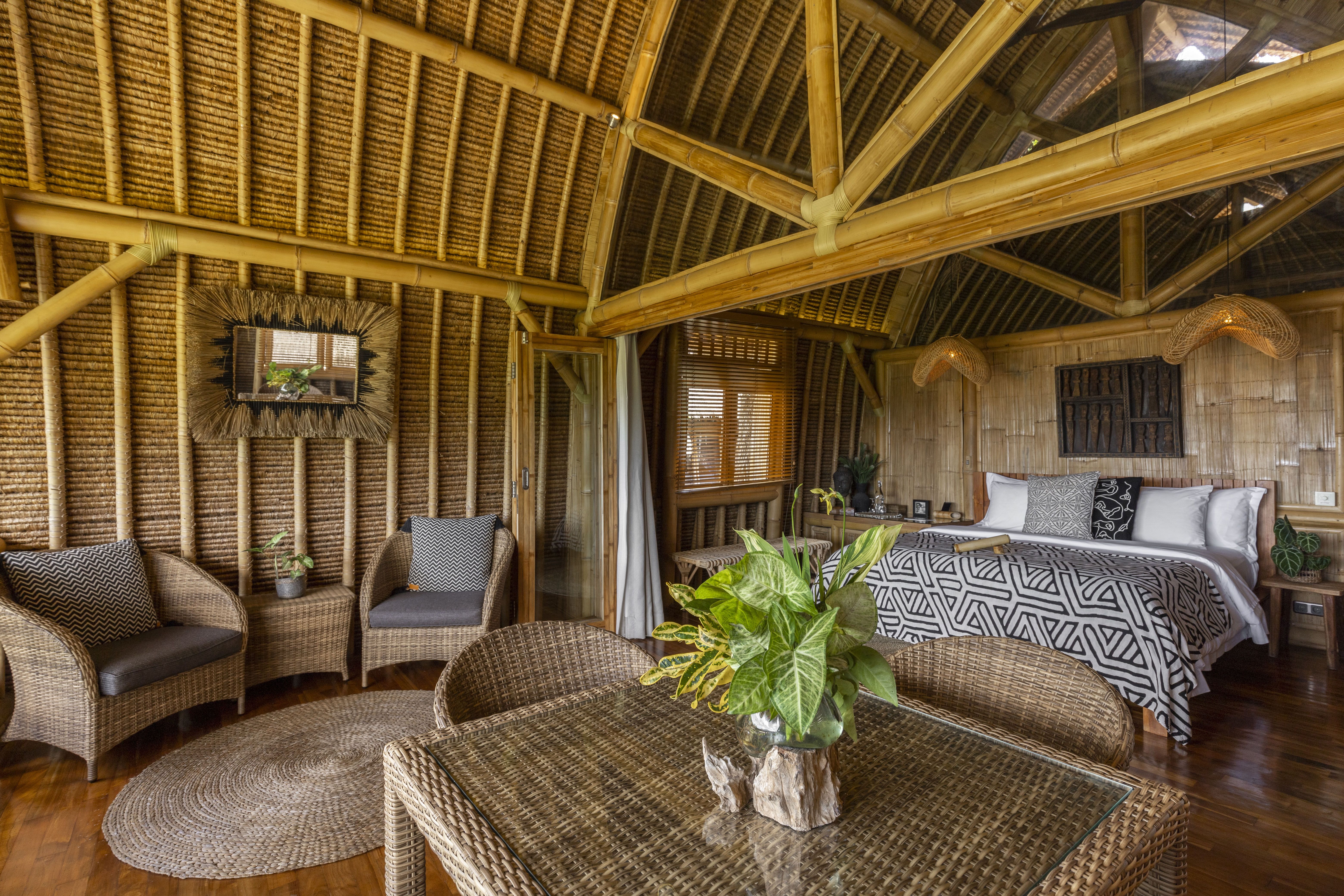 Private home within the grounds of a resort in Bali 16 years