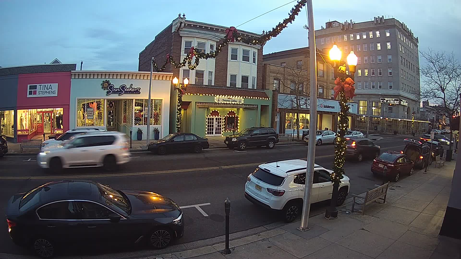 Wallace Hardware Looking South