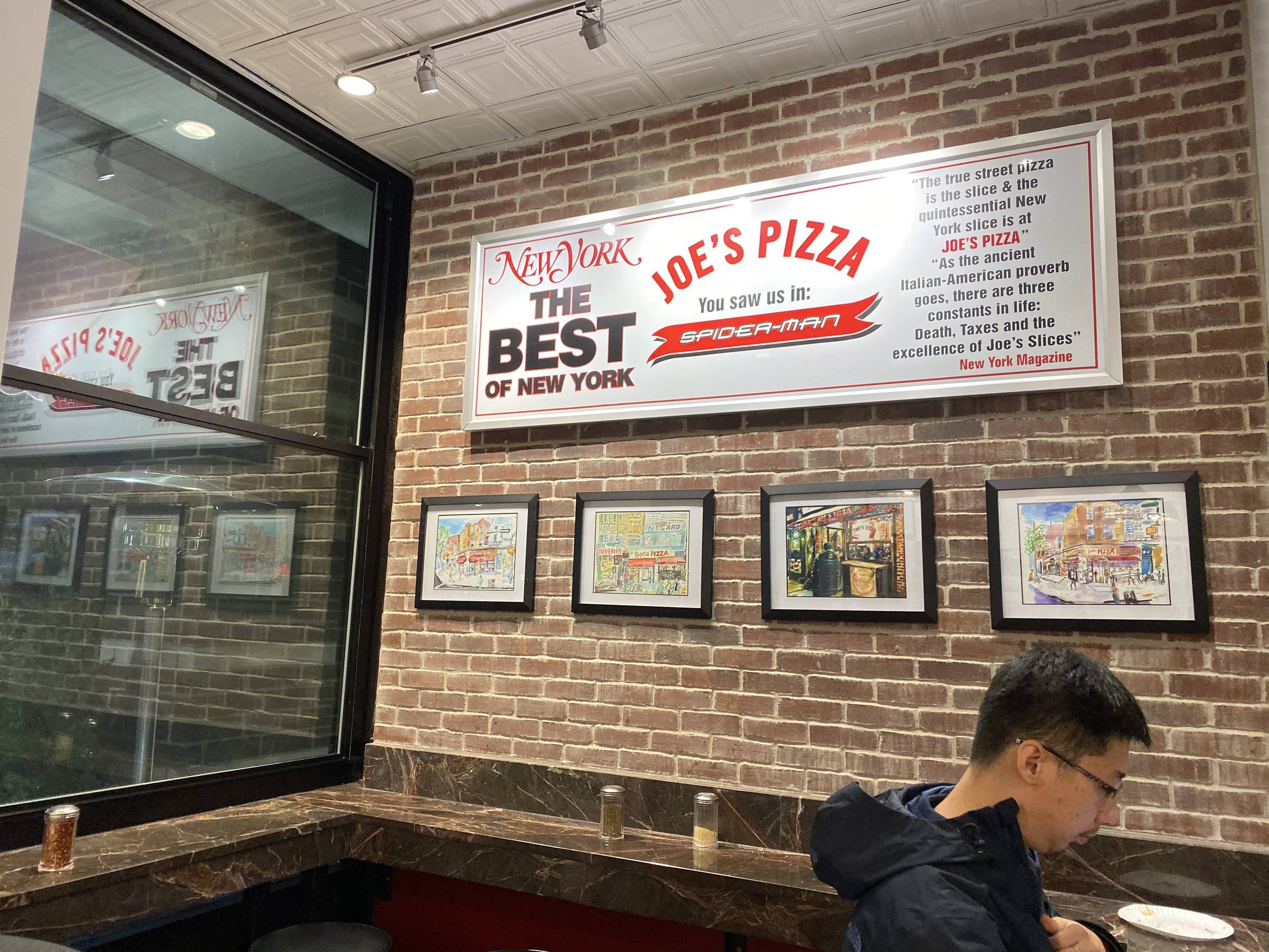 Introducir 94+ imagen joe's pizza new york spiderman Abzlocal.mx