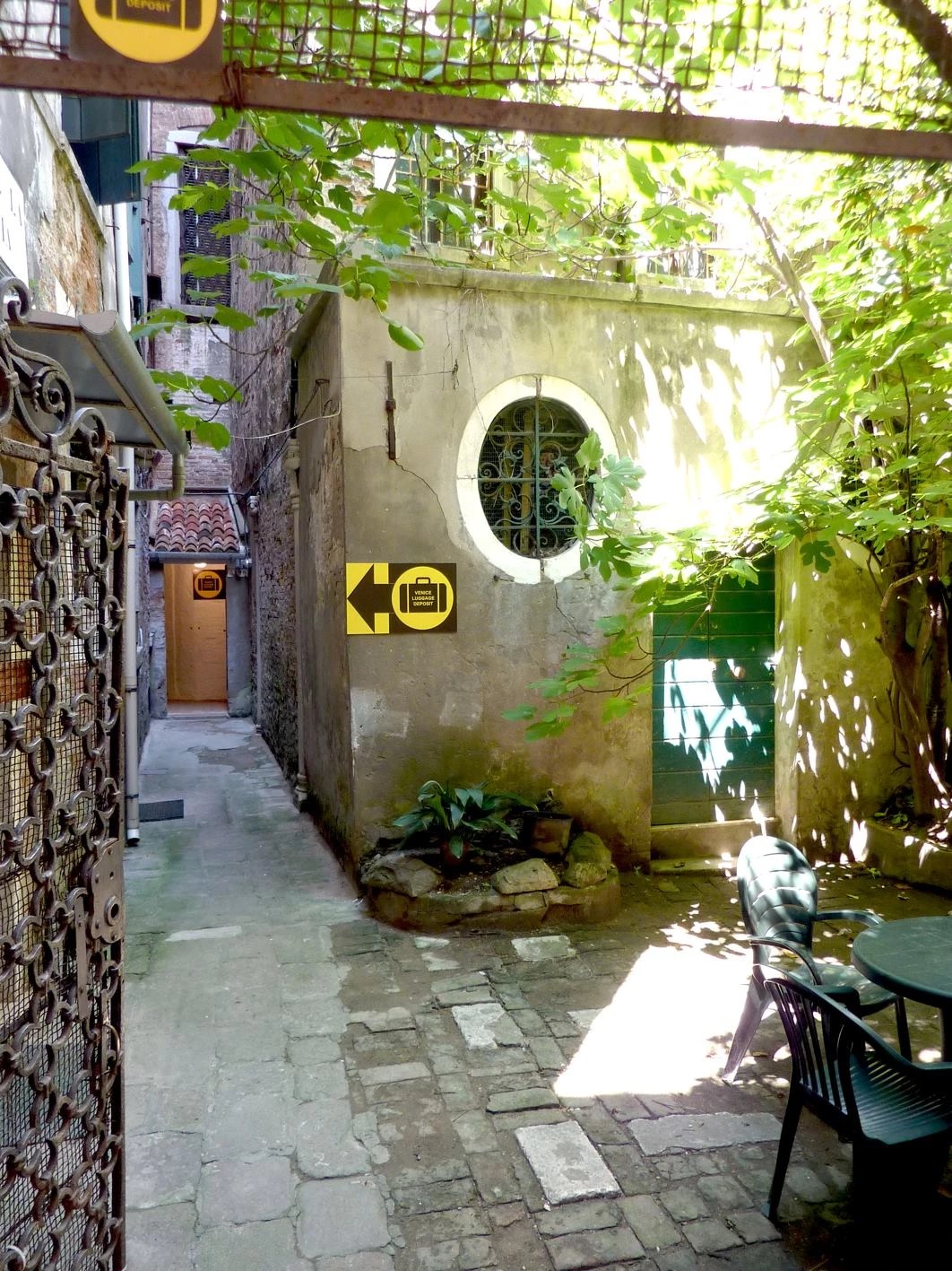 Luggage storage in Venice LugLockers