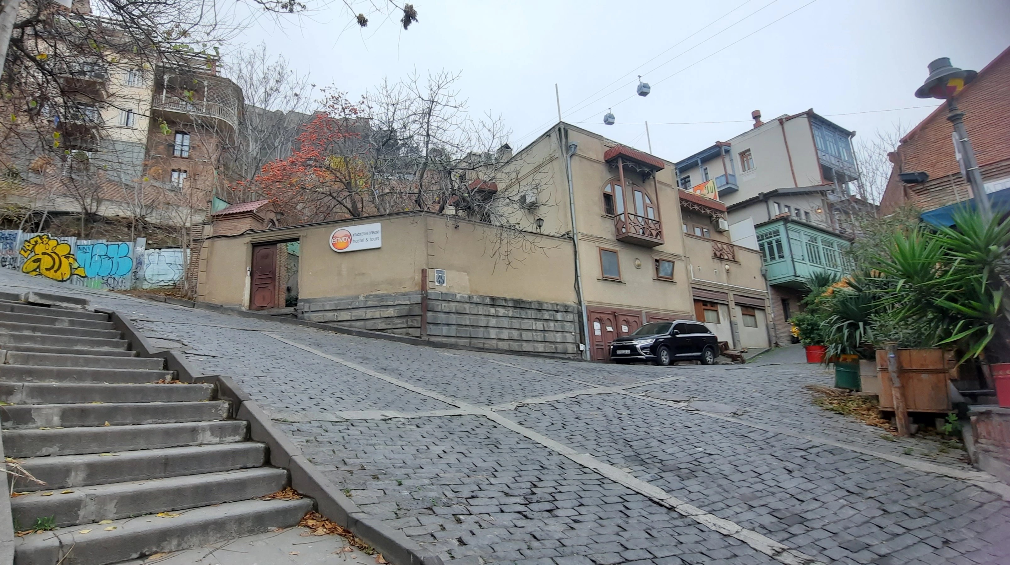 Luggage storage in the center of Tbilisi 2.80 euro/day LugLockers