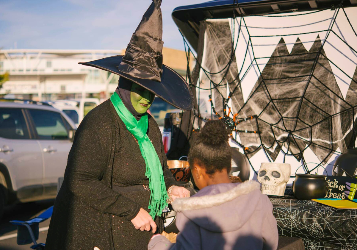 13 Spooktacularly Creative Trunk or Treat Ideas Macaroni KID Rogers