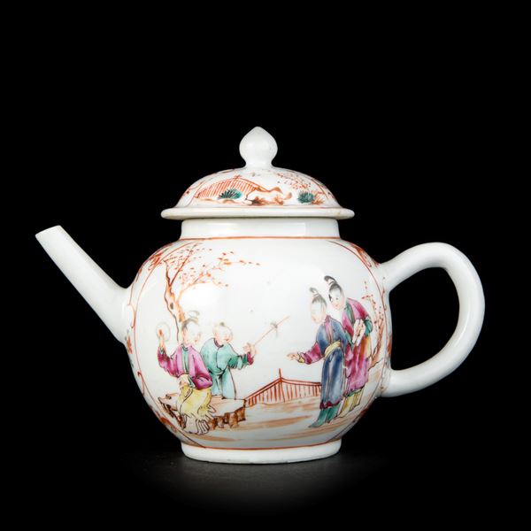 A MANDARIN TEAPOT (China, Qianlong period (17351796)) Auction Fine