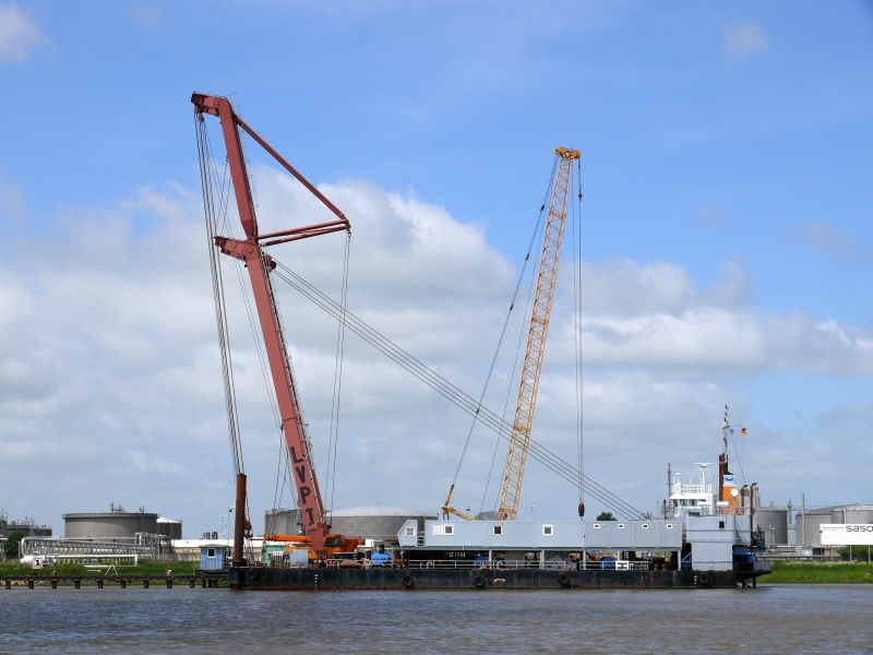 BALTIC LIFT Crane ship