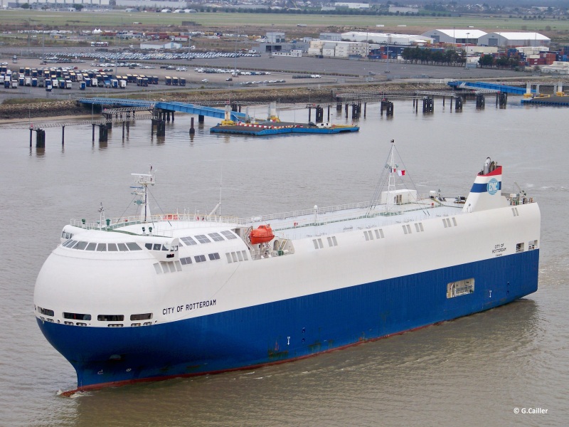 CITY OF ROTTERDAM Car carrier / Small