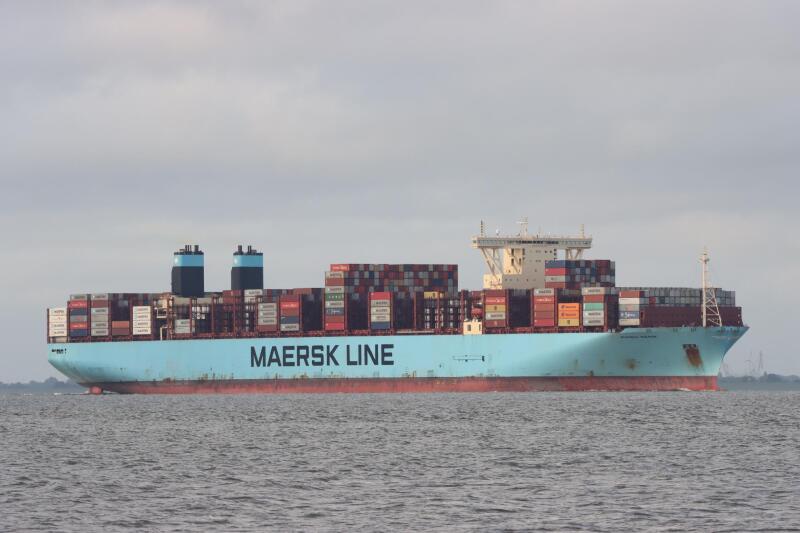 MUMBAI MAERSK Container / Post Suezmax