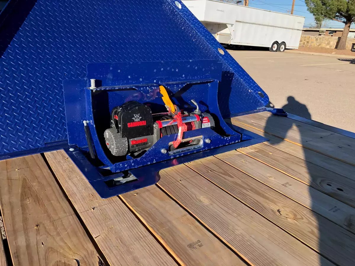 Photo by Derek M. via Neighbors Trailer in Herndon VA