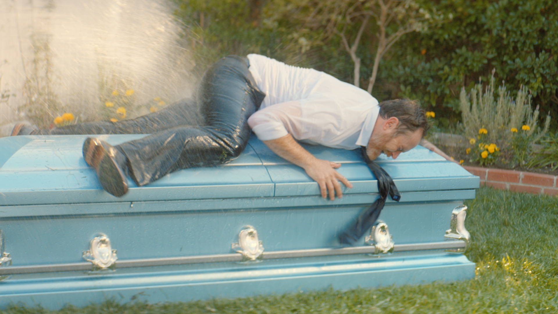 Nomad Edit French Funerals Backyard