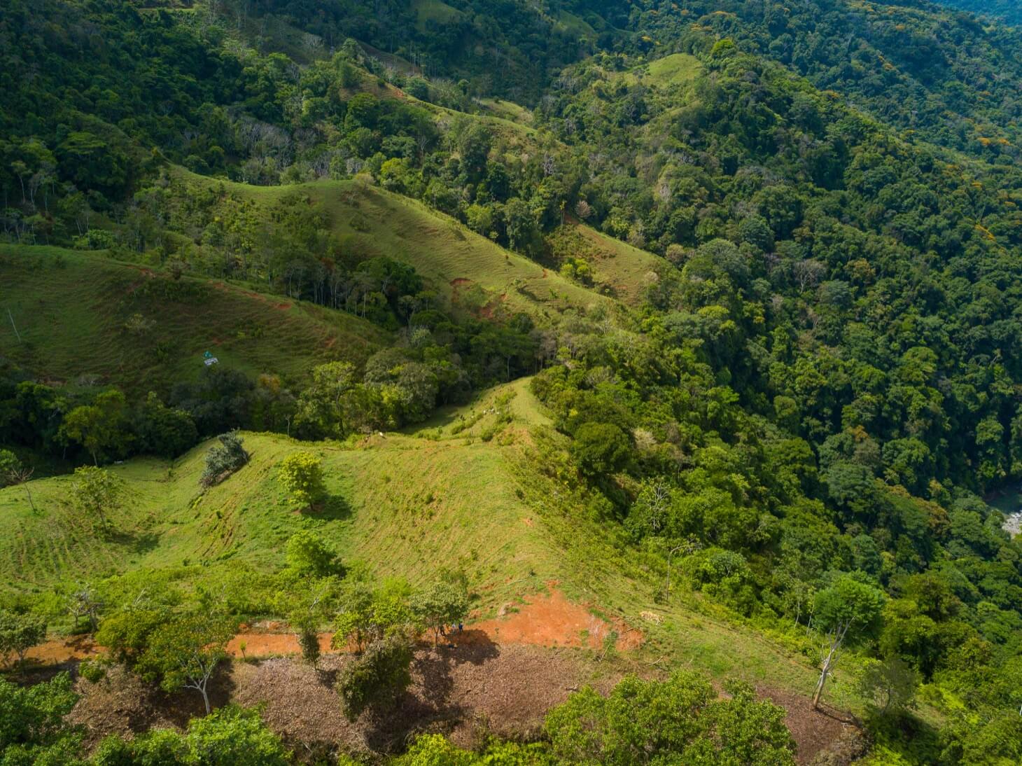 Ocean, Mountain and Epic River View Property in Fila Cacao Platanillo
